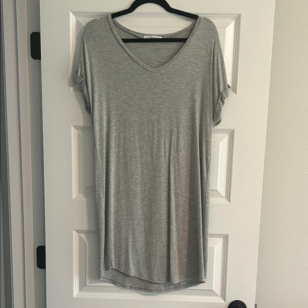 Light Gray V-Neck Short Sleeve T-shirt dress